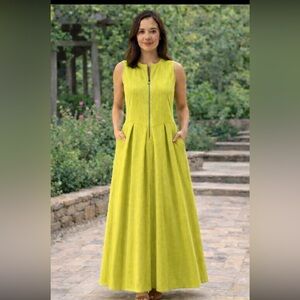 NWT UOOZEE Sleeveless Lime Green Fit-and-Flare zipper front maxi Dress size 2 XL